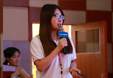 中安信聯(lián)科技有限公司會(huì)員運(yùn)營(yíng)經(jīng)理陸佳媛分享“攜手互聯(lián)網(wǎng)，賦能大安防”